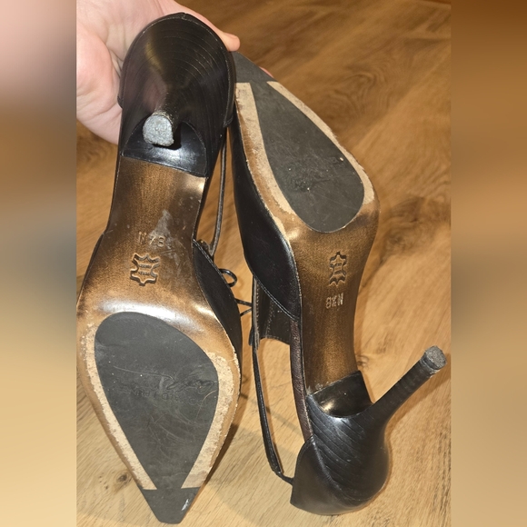 Donald J Pliner Lace-Up Point Toe Silettos - Picture 7 of 7